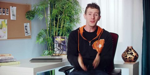 The Craziest 17 inch Laptop! - LG Gram 17 Review
