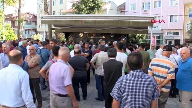 Ümraniye'deki vahşette ölen anne ve iki kardeş son yolculuğuna uğurlandı