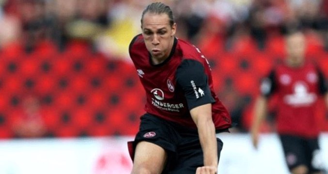 Nürnbergli Robin Hack'ten Michael Frey'e övgü: Polis gibi, tüm topları yakalıyor