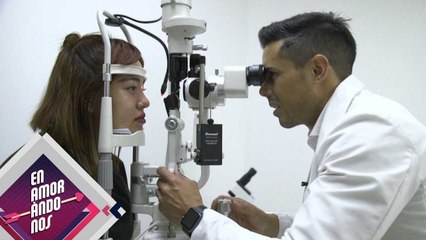 ¿Karime dejará de utilizar lentes? | Enamorándonos