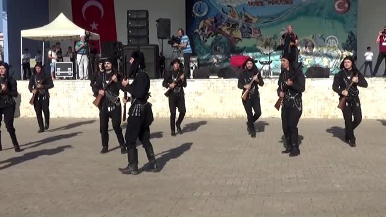 Türk Yıldızları "Büyük Taarruz" için uçtu