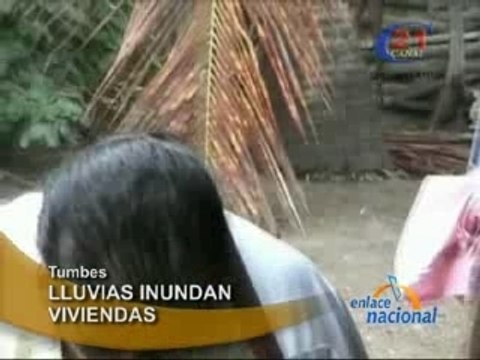 LLUVIAS INUNDAN VIVIENDAS - TUMBES