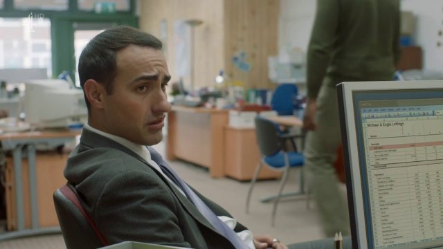 Stath Lets Flats S02E02 Where Can I Flat?