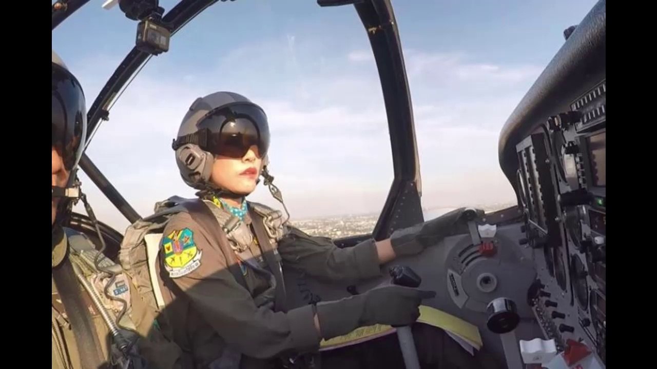 Hoàng gia Thái bất ngờ công bố hình ảnh, tiểu sử của Hoàng quý phi Sineenat Wongvajirapakdi | พระราชวงศ์ไทยได้ตีพิมพ์ภาพและชีวประวัติของตระกูลสินีณัฐวงศ์วชิรภักดี