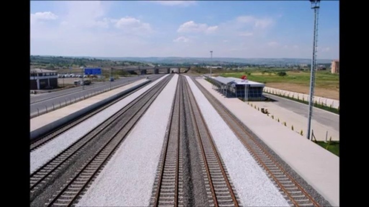 ins makina Prekast Travers beton santrali . Precast Travers concrete batching plants