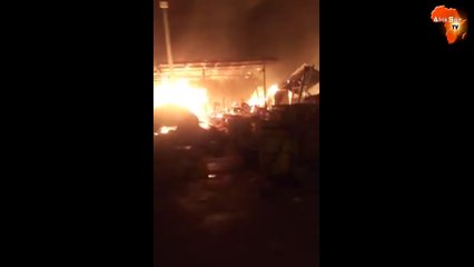 Incendie du marché d'oignons de Bouaké