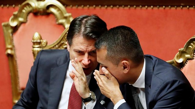 Tovább húzódik az olasz kormányválság