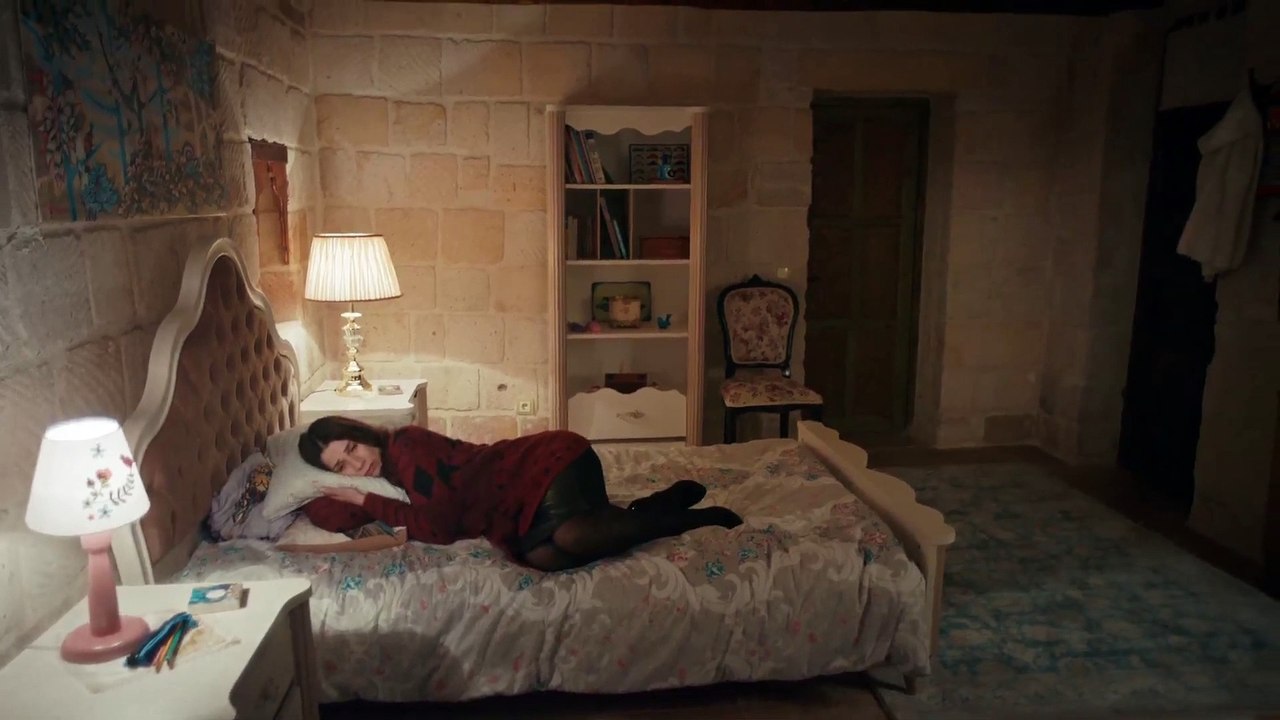 Cem Yıldız - Sen İmkansızsın (Klip)  - Aşk ve Mavi 12.Bölüm