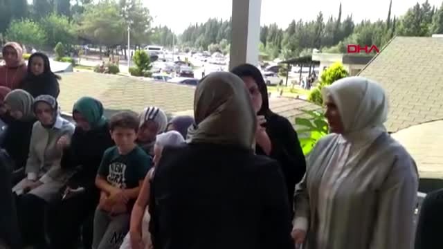Adana ak parti genel başkan yardımcısı jülide sarıeroğlu'nun babası son yolculuğuna uğurlanıyor-1