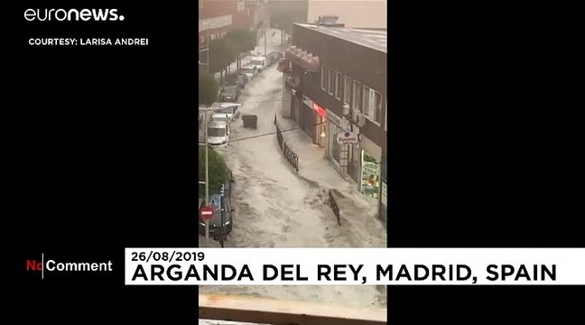 Espagne : des rues transformées en rivières après de violents orages