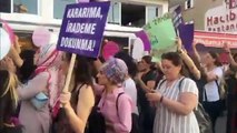 Rosa Kadın Derneği kadın cinayetlerine karşı yürüyüşte: Ölmek istemiyoruz!