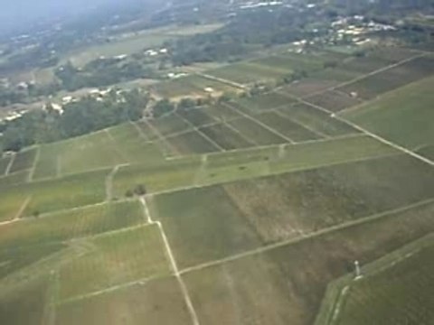 helicoptere au dessus d artiguesde lussac