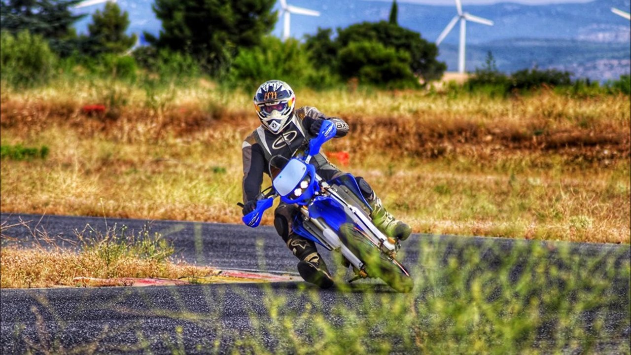 2  em journée supermotard