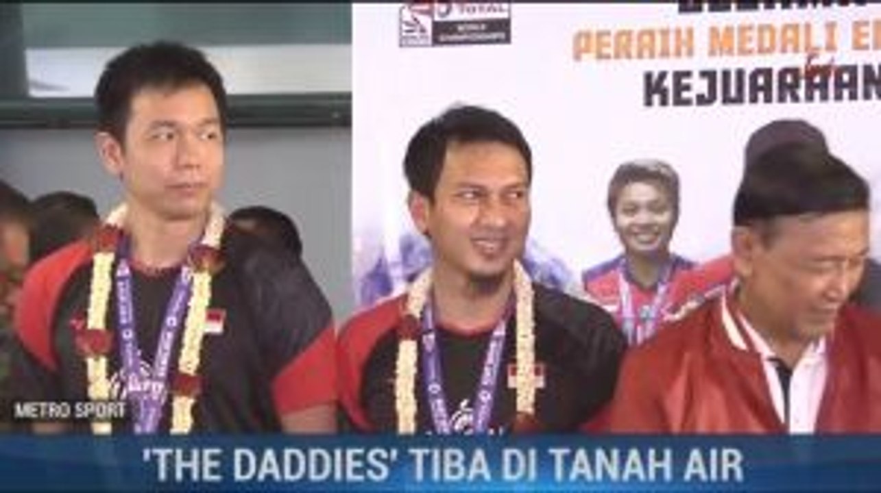 Tiba di Tanah Air, Ahsan/Hendra Disambut Meriah