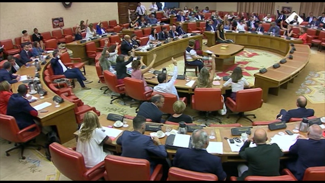 La Diputación Permanente aprueba que Calvo informe sobre el Open Arms