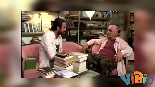 Nejat İşler Aslında Kim