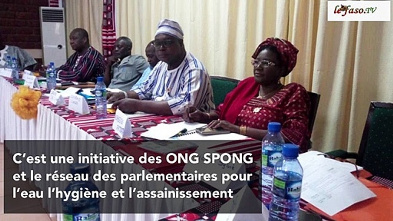 Assemblée nationale  Les députés à l'école des droits humains à l'eau et à l'assainissement