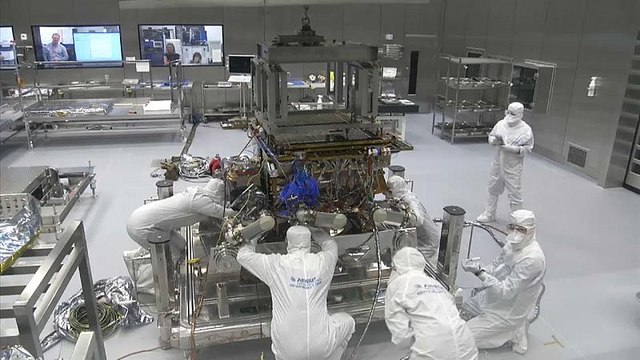 Европейский марсоход везут во Францию