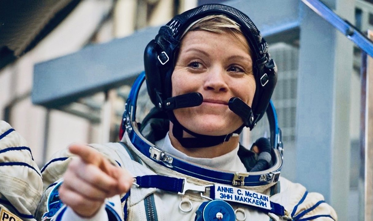 Lesbian Astronaut Commits First Crime in Outer Space... Allegedly