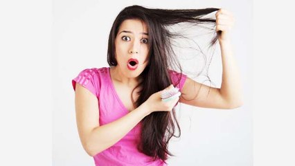 下载视频: Dieting Causes Hair Fall | Biggest Reason for Hair Loss | बाल झड़ने की सबसे बड़ी वजह | Boldsky