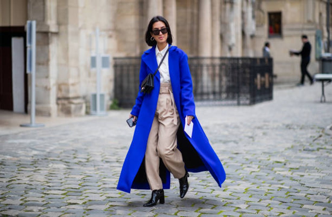 Abrigada y chic en este invierno