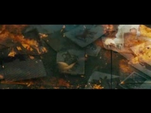 Christian Bale And Heath Ledger Star In Dark Knight