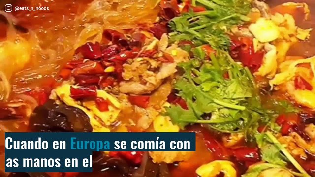 ¿Por qué los chinos comen con palillos?