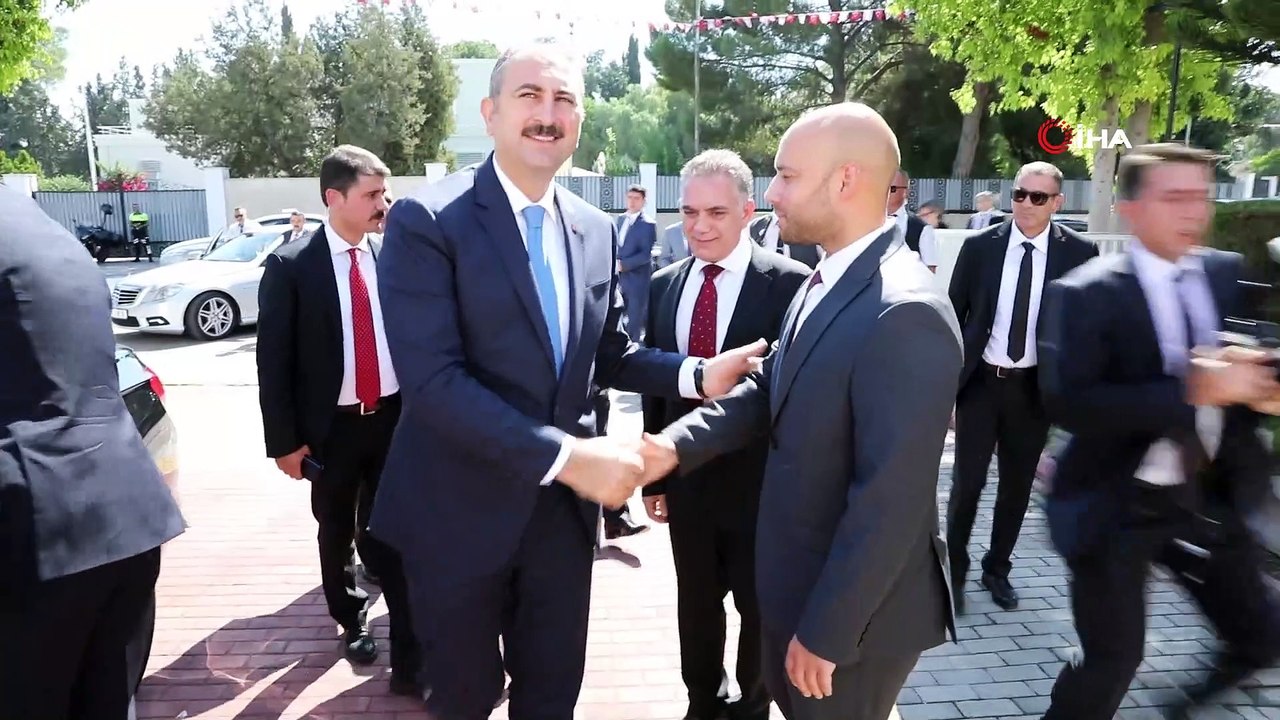 - Adalet Bakanı Gül, Kktc Cumhuriyet Meclisi Başkanı Uluçay İle Görüştü