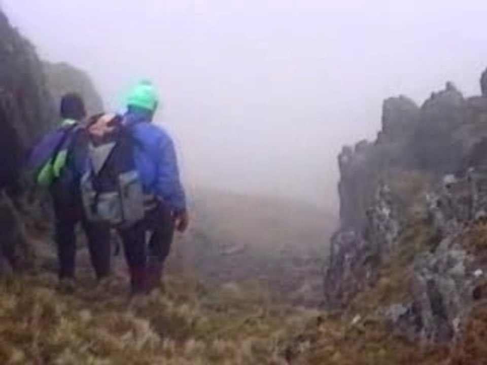 °¤ Chute en montagne ¤°