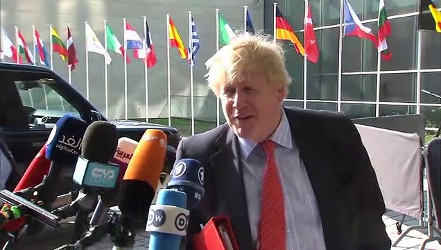 Johnson niega que la suspensión del Parlamento tenga que ver con el Brexit