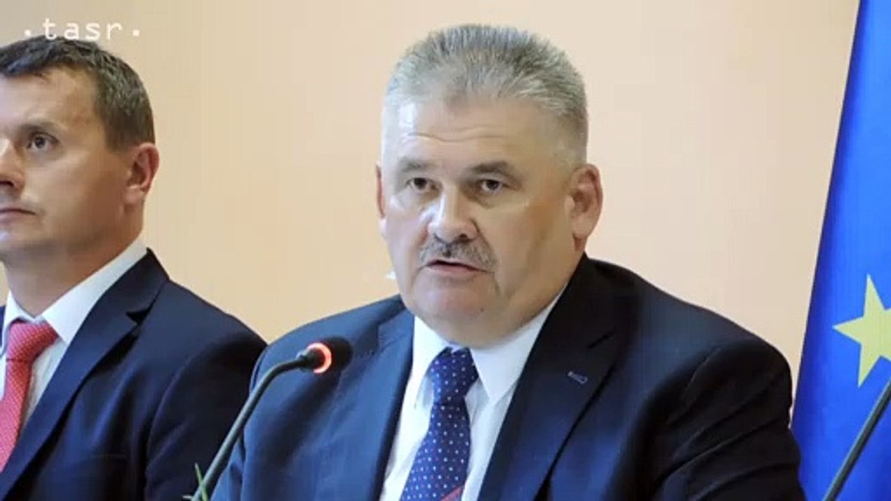 VLÁDA: V okrese Lučenec ubudla viac ako polovica nezamestnaných