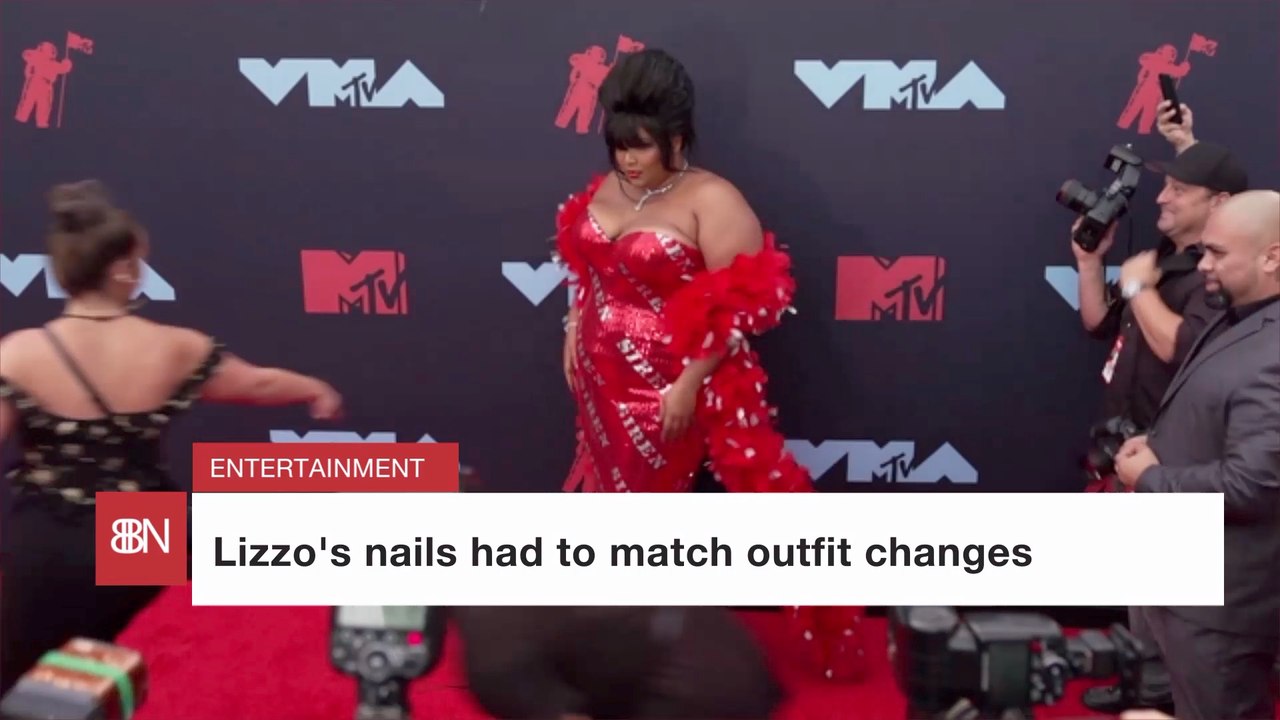 Lizzo's Very Pretty Nails