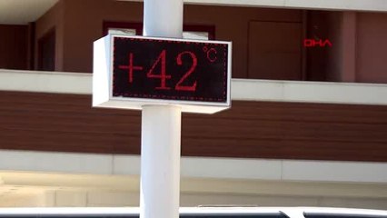 Muğla sıcak hava nedeniyle marmaris plajları doldu