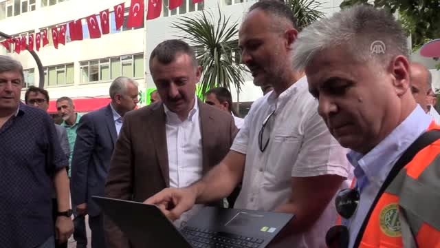 Asırlık çınar ağaçların röntgeni çekiliyor