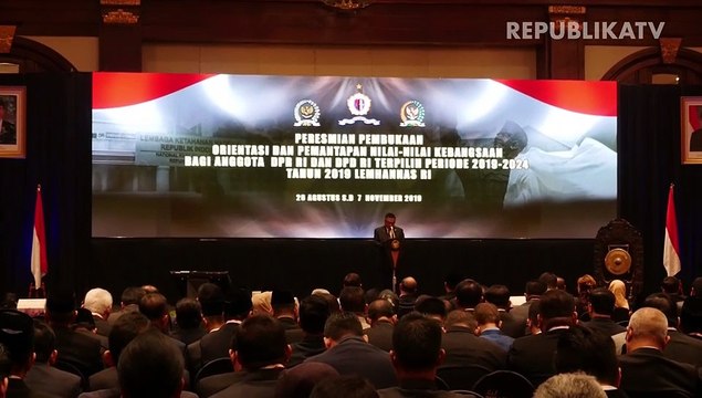 'Anggota DPR tidak Pernah Menggunakan Pin Emas'