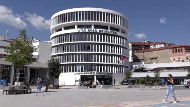 İşten çıkarılan belediye işçileri eylemlerini sonlandırdı