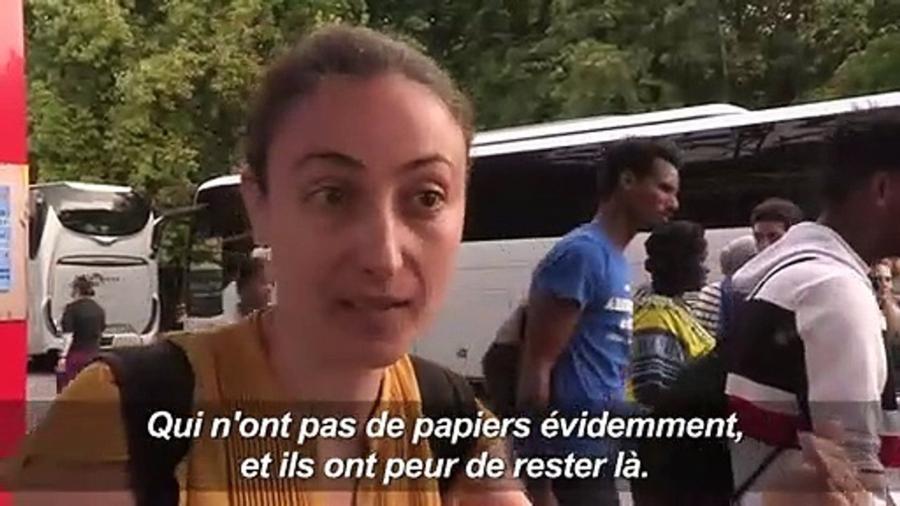 Paris: évacuation du camp de migrants parc de la Villette