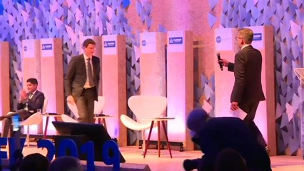 Ministro Ricardo Salles hospitalizado