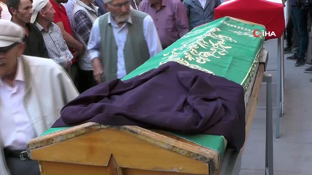 - Silahlı saldırıda hayatını kaybedenler son yolculuğuna uğurlandı