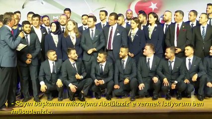 Ekrem İmamoğlu'na sahnede beklenmedik sürpriz