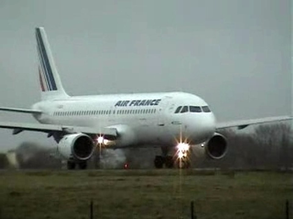 airbus A320 décollage Vidéo Dailymotion