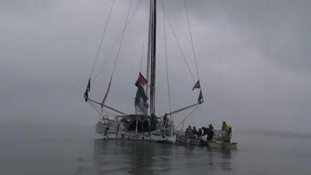 Στη Νέα Υόρκη με ιστιοφόρο έφτασε η έφηβη ακτιβίστρια Γκρέτα Τούνμπεργκ