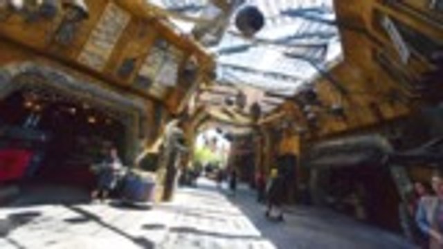 TSA Bans Disney Coke Bottles From Star Wars: Galaxy's Edge | THR News