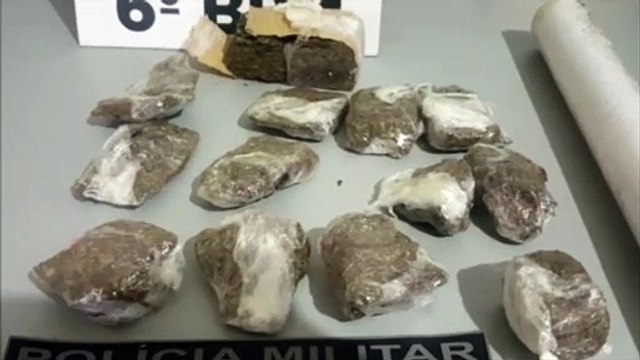 ROCAM apreende adolescentes com porções de maconha no Santo Onofre