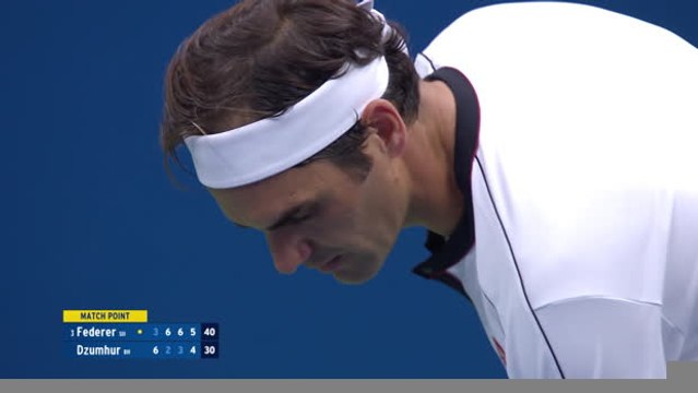 Day 3 highlights - Djokovic suffers shoulder injury scare