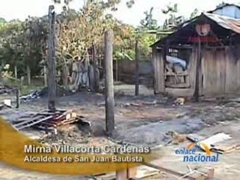 DAMNIFICADOS NECESITAN CARPAS - IQUITOS