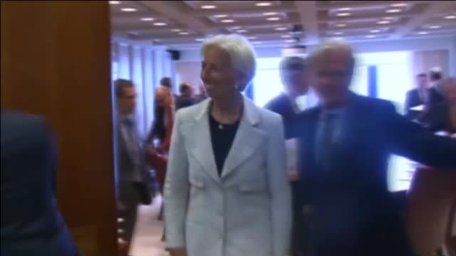 Argentina pide al Fondo Monetario Internacional renegociar los plazos de su deuda