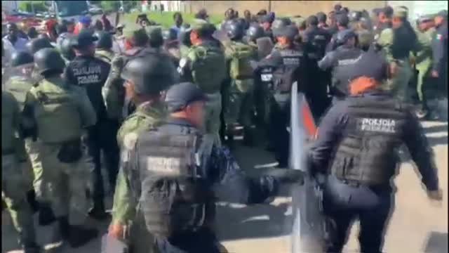 Duros enfrentamientos en la frontera entre México y EEUU