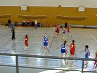 3pts d'émi qui en vaut 4