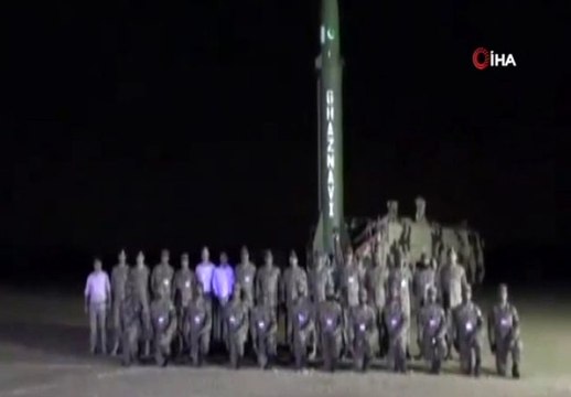 Pakistan'dan balistik füze denemesi